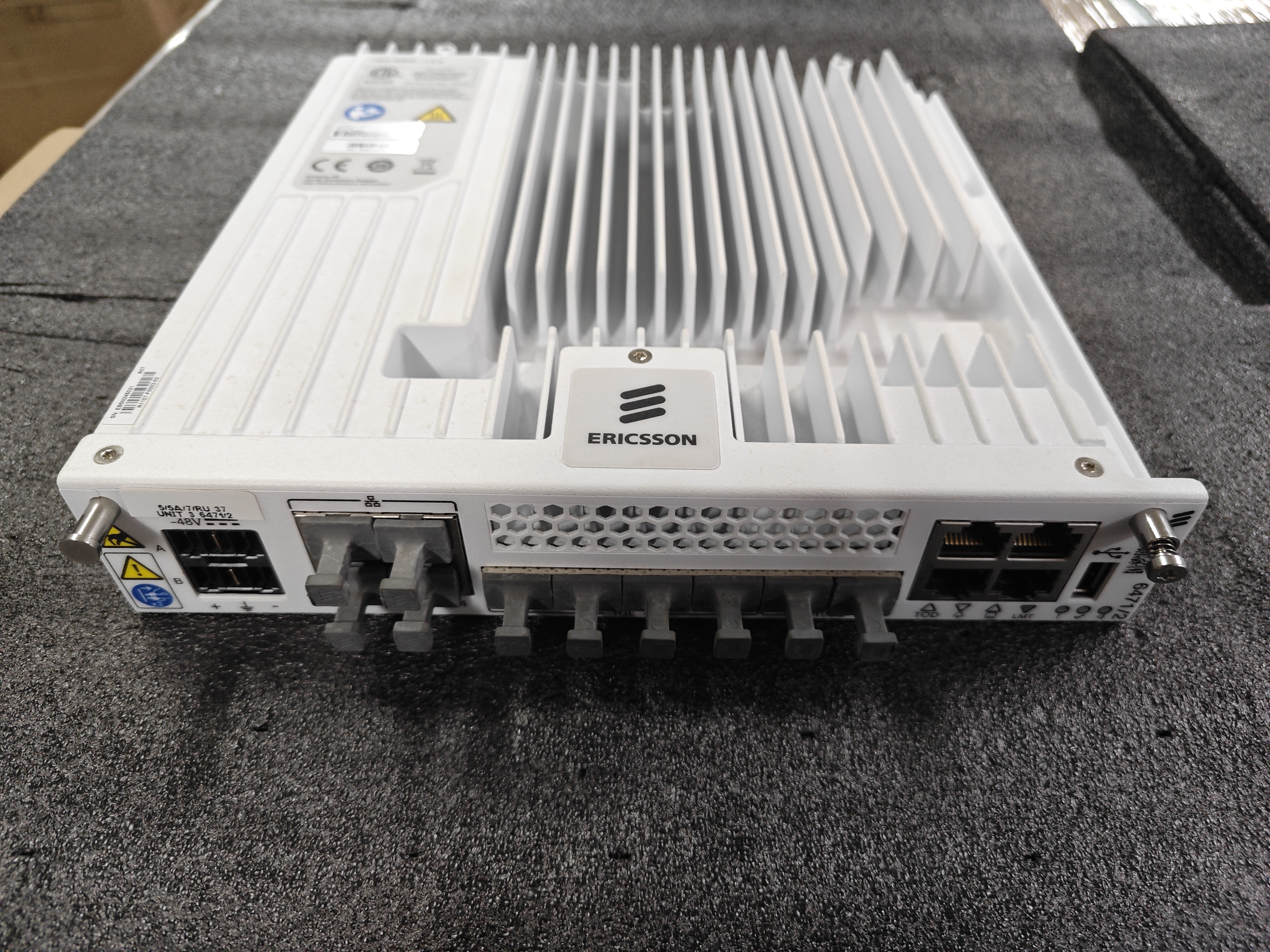 ERICSSON 6471/2 DC 5G Active Antenna unit BFD101122/2